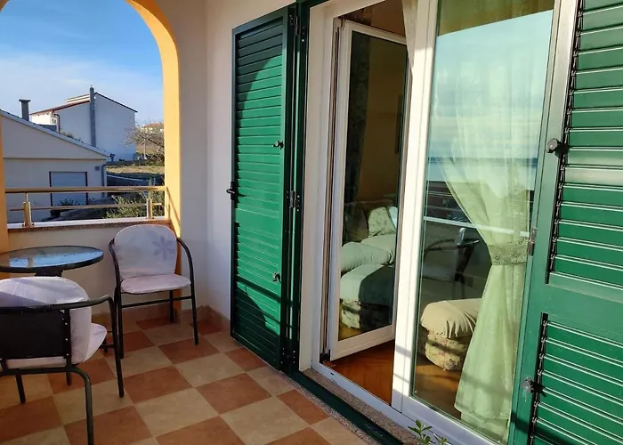 Apartment With Parking Space Rtina - Miocici, Zadar - 22001 Ražanac